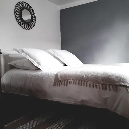 Au Passe Recompose Bed & Breakfast Chereng